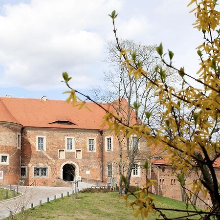 Burghotel Bad Belzig Exterior foto